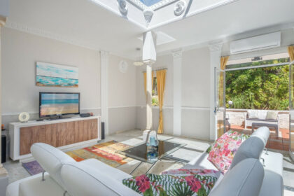 0ca8e080ae386654048436a1b0dea1c1 - 8