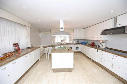 0cee6f187e98a69da132877068334c9c - 19