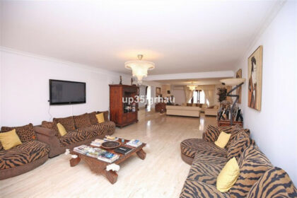 0cee6f187e98a69da132877068334c9c - 21