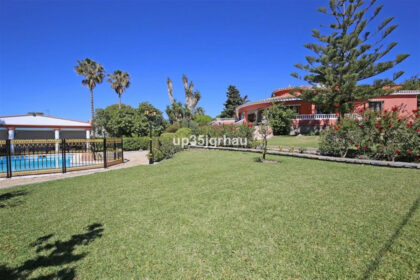 0cee6f187e98a69da132877068334c9c - 30