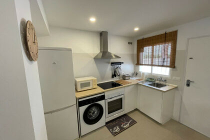 0d5587d87ff332e1db5f6a5b13f1a69b - 18