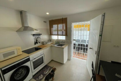 0d5587d87ff332e1db5f6a5b13f1a69b - 21