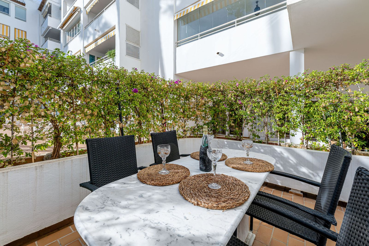 0d6454530a021805b937d7d4236645ac - 2