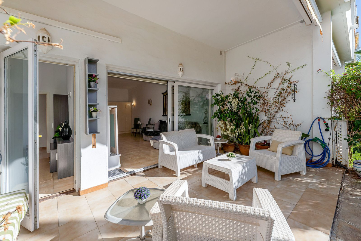 0d6454530a021805b937d7d4236645ac - 8