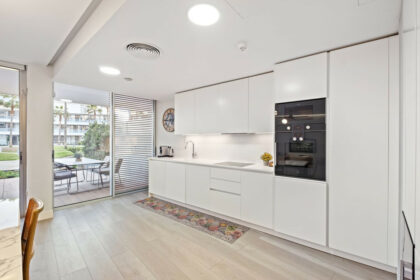 0e71a7a1dff05a14f0250b6a038a1a14 - 8