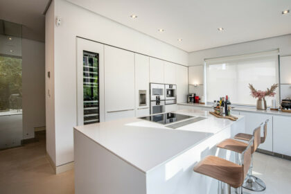 0eb95278994745cf1dc488c859c23cbf - 13