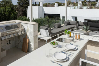 0eb95278994745cf1dc488c859c23cbf - 50