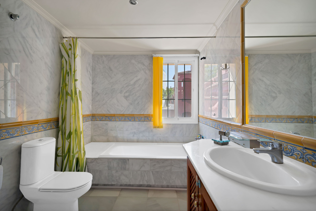 0ebc095ab1eda4e892a393c78603fe59 - 35