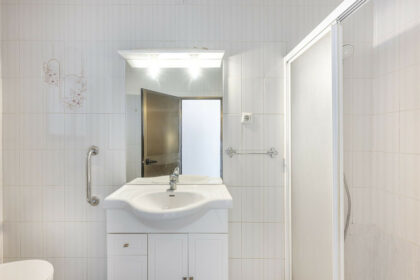 0f29411c45349e1489cfa2f56c59970a - 23