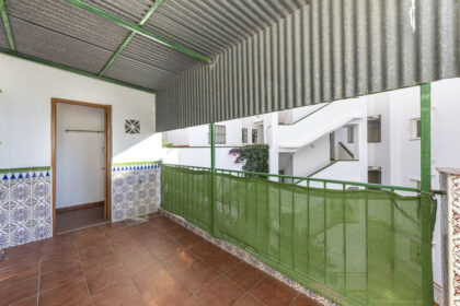 0f29411c45349e1489cfa2f56c59970a - 33