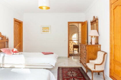 0f879dee5914c436bdf4f150762689aa - 21