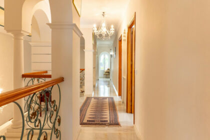 0f879dee5914c436bdf4f150762689aa - 23