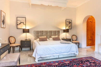 0f879dee5914c436bdf4f150762689aa - 35