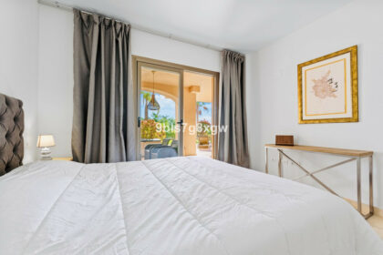 0f8d20044327e3750ec7345ae990176b - 21