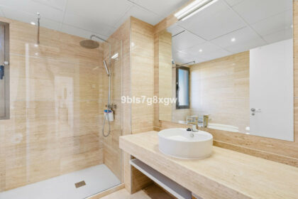 0f8d20044327e3750ec7345ae990176b - 26