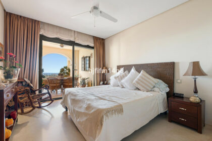 0fc73ef0f074e7a2143bbc47fb7f8b6d - 10