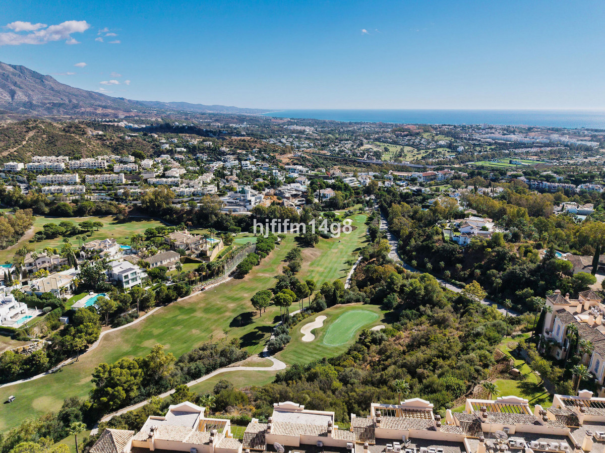 0fc73ef0f074e7a2143bbc47fb7f8b6d - 19