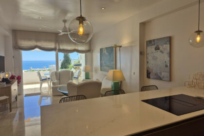 0fe2e78a1b57ee8556f66ca92d93f237 - 14