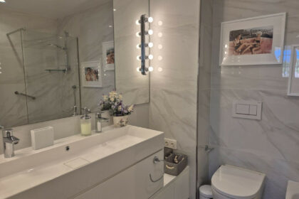 0fe2e78a1b57ee8556f66ca92d93f237 - 19