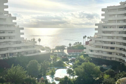 10559c0e93cd2c12a0bfe24548f6f2f1 - 2