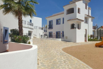 10ef288f15dffe066948b4854d3f6dd1 - 10