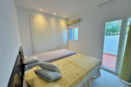 10ef288f15dffe066948b4854d3f6dd1 - 20