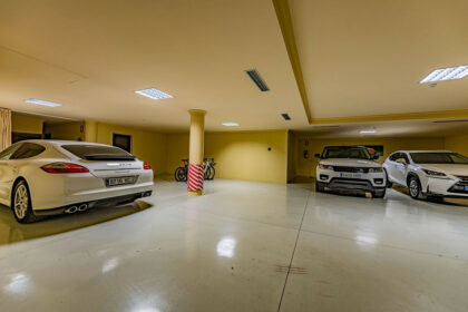 113f8d4f27df6ee0217a7b79a22f00c5 - 29