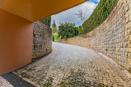 113f8d4f27df6ee0217a7b79a22f00c5 - 30