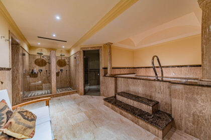 113f8d4f27df6ee0217a7b79a22f00c5 - 37