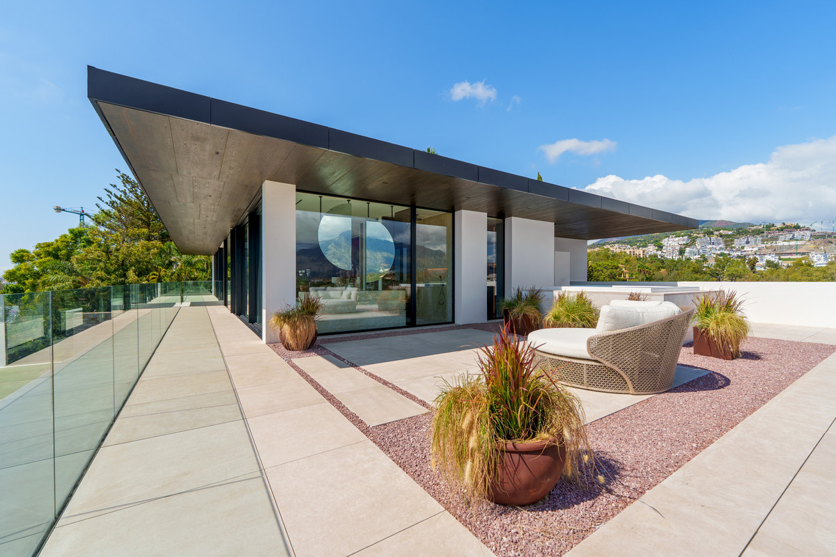 1151dcd864e97cb6cea565f88fbc00c8 - 30