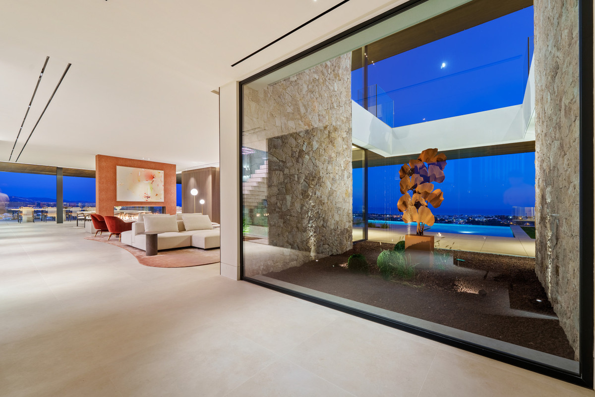 1151dcd864e97cb6cea565f88fbc00c8 - 48