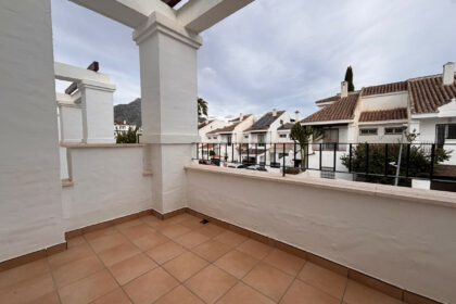 1181c66d0612ae94d4e645cccc6e1bc6 - 10