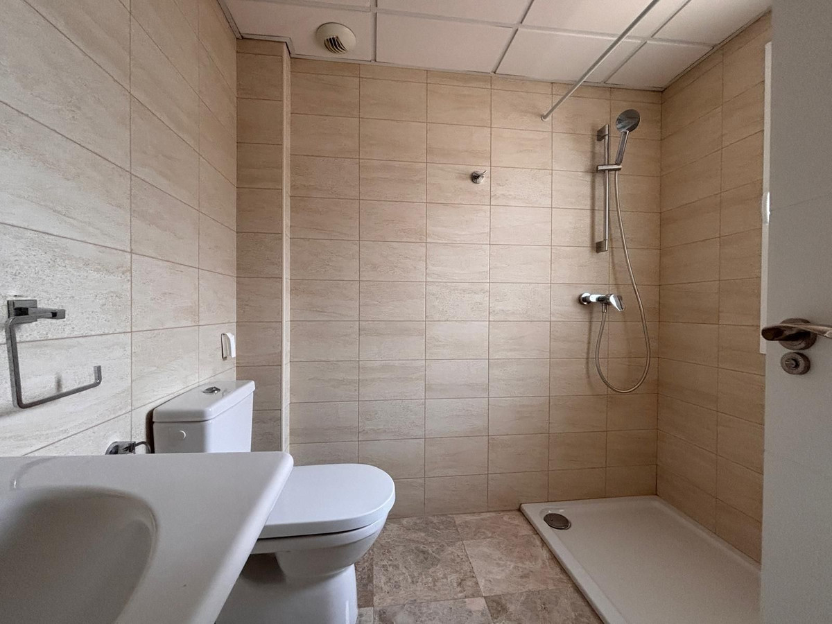 1181c66d0612ae94d4e645cccc6e1bc6 - 15