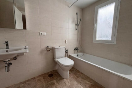 1181c66d0612ae94d4e645cccc6e1bc6 - 16