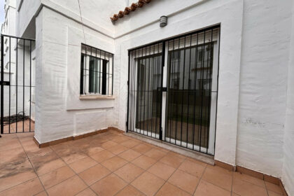 1181c66d0612ae94d4e645cccc6e1bc6 - 2