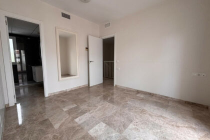 1181c66d0612ae94d4e645cccc6e1bc6 - 5