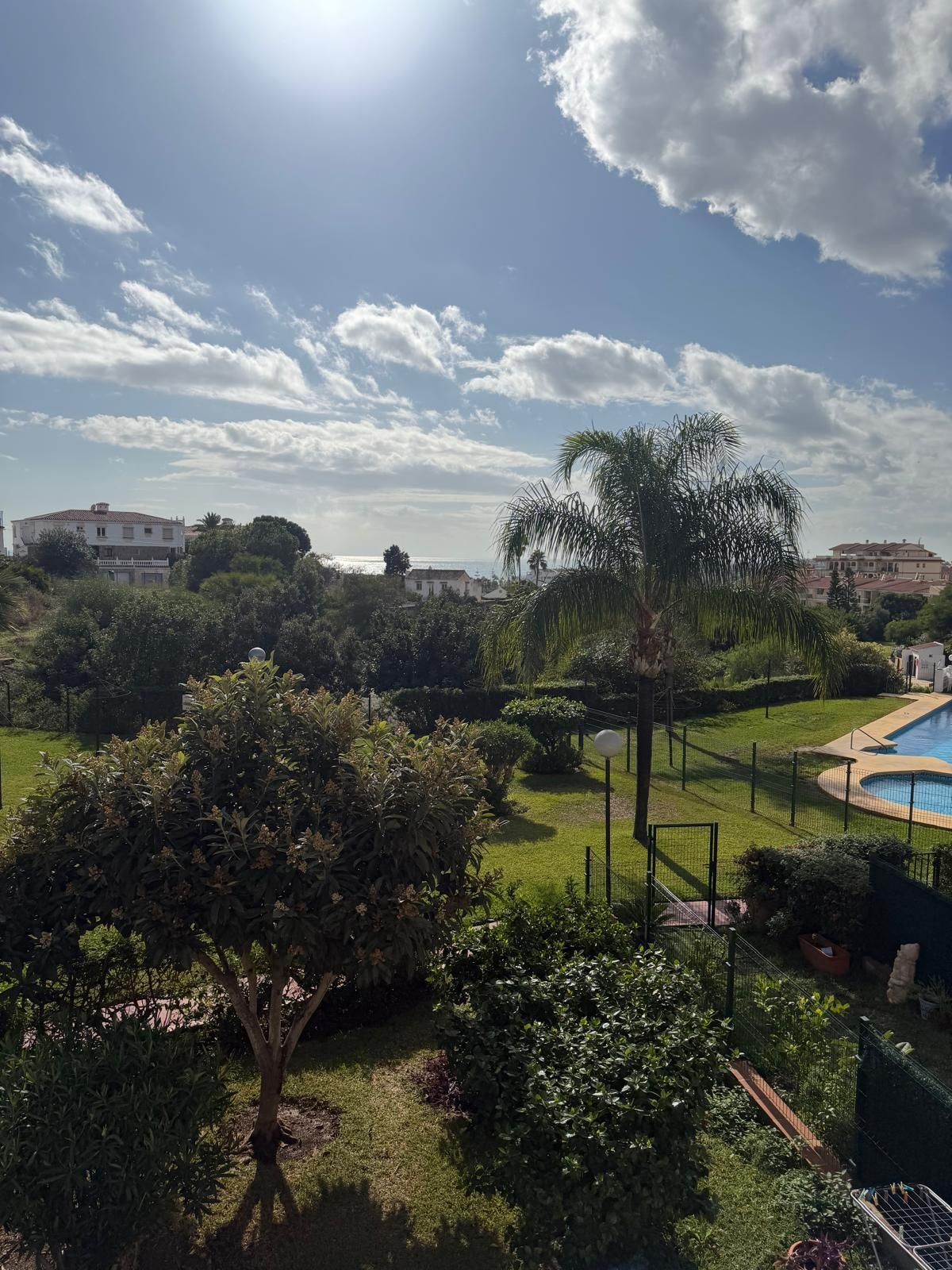 1196f8fefa232c6c70fef92e37b2f693 - 13