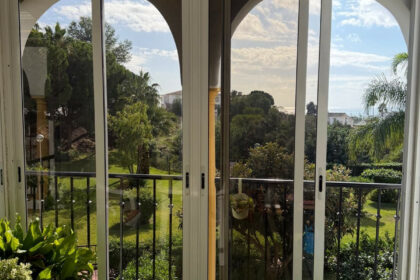 1196f8fefa232c6c70fef92e37b2f693 - 15