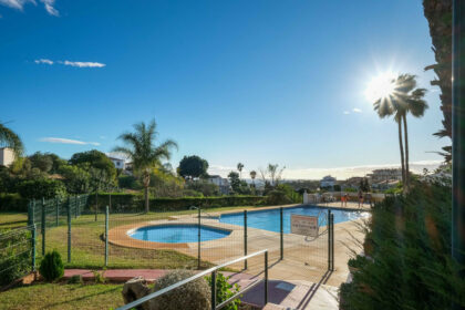 1196f8fefa232c6c70fef92e37b2f693 - 3