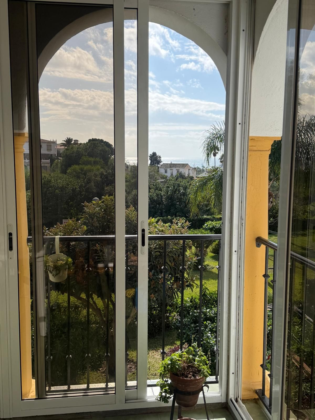 1196f8fefa232c6c70fef92e37b2f693 - 7