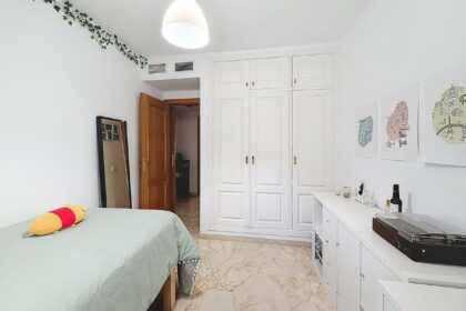 11c7d5be19872a4207c778ac068afc7e - 24