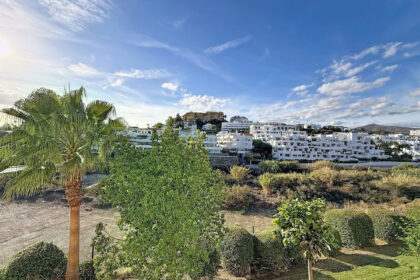 11c7d5be19872a4207c778ac068afc7e - 42