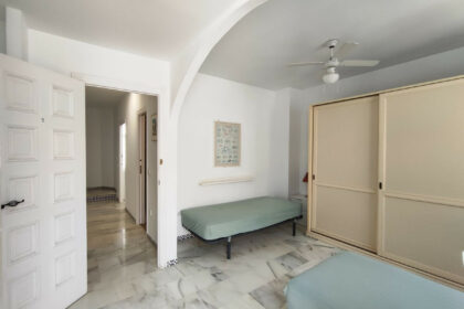 11d4cc01569e26d4ff9723edf4c4f3e8 - 13