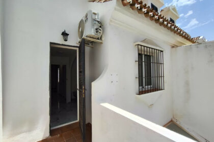 11d4cc01569e26d4ff9723edf4c4f3e8 - 16