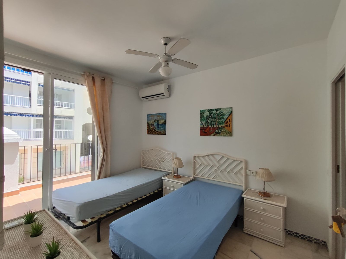 11d4cc01569e26d4ff9723edf4c4f3e8 - 23