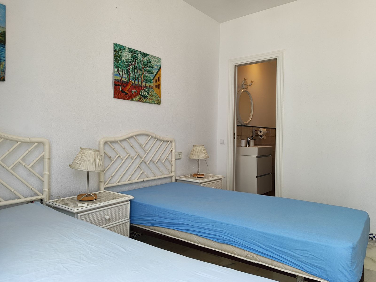 11d4cc01569e26d4ff9723edf4c4f3e8 - 46