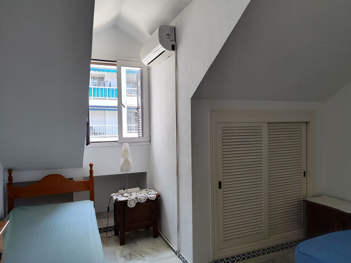 11d4cc01569e26d4ff9723edf4c4f3e8 - 51