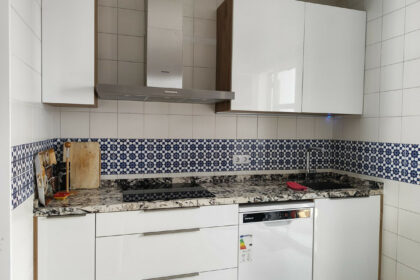 11d4cc01569e26d4ff9723edf4c4f3e8 - 52