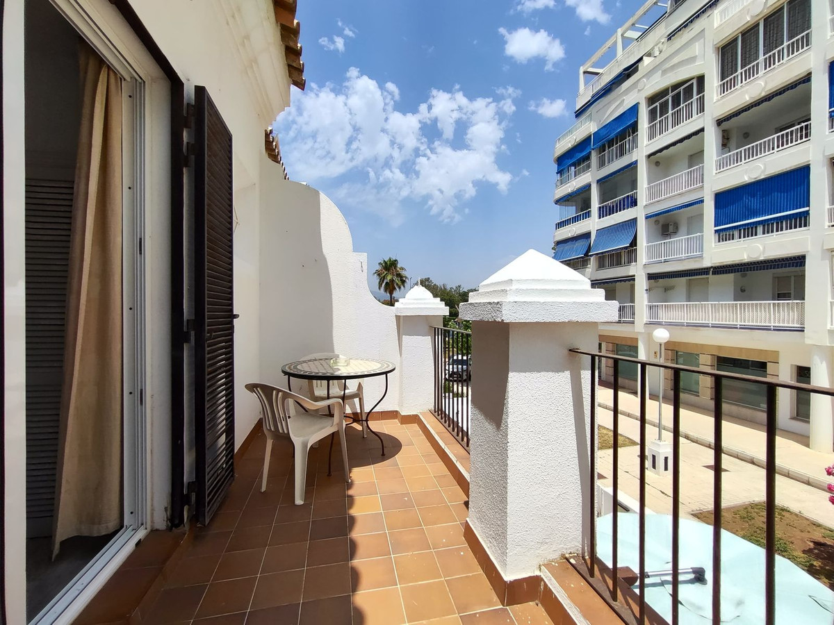 11d4cc01569e26d4ff9723edf4c4f3e8 - 53