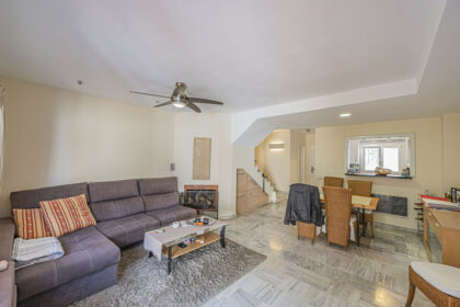 11e8a81285fc1cf145626fe939cb7066 - 5